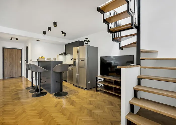 Sanja Center * Makarska