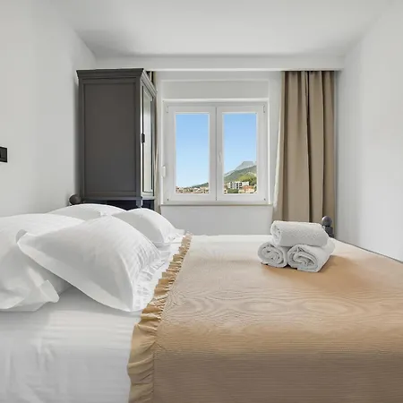 Sanja Center Apartman *